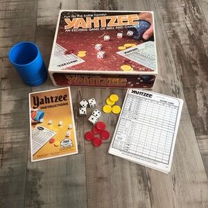 Vintage 1980 Yahtzee game